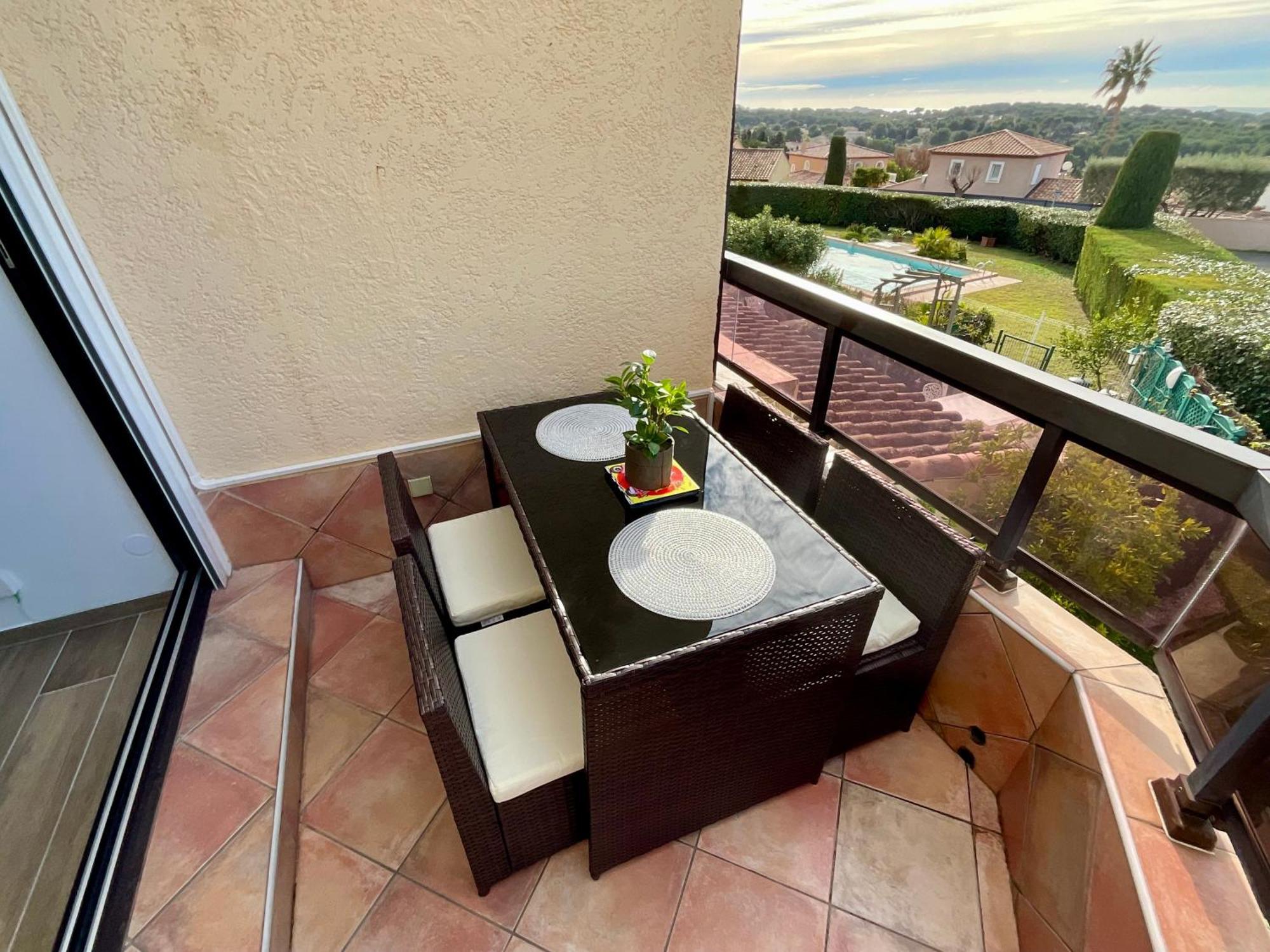 Appartement Sanary Vue Mer Au Calme ภายนอก รูปภาพ