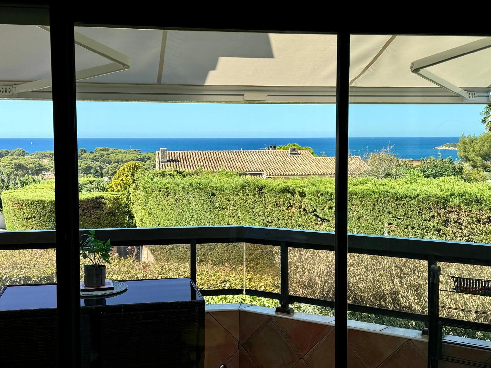 Appartement Sanary Vue Mer Au Calme ภายนอก รูปภาพ